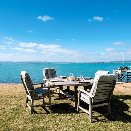 Вилла Waiheke Waters Edge Omiha Экстерьер фото